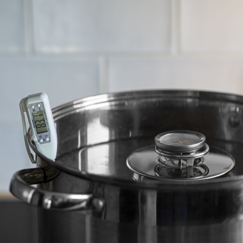 profesjonalny-termometr-do-zywnosci-50-300-c-185002_1.jpg